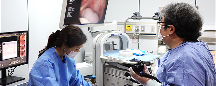 소화기센터 사진 치료중인 모습