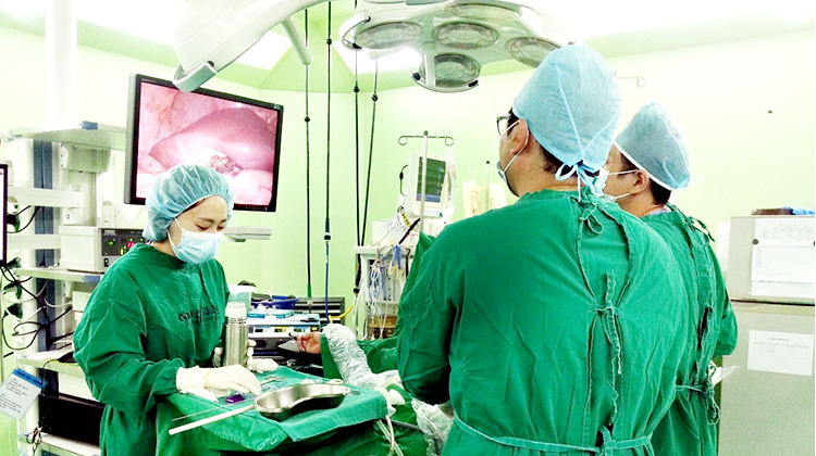 복강경 수술 중인 모습