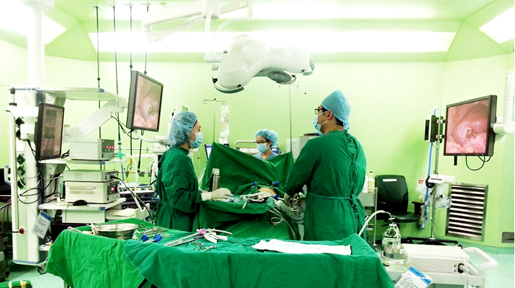 복강경 수술 중인 모습