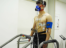 운동부하심장폐기능검사중인 모습