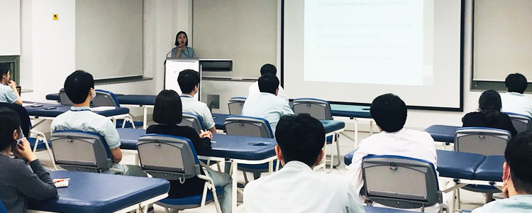 공공재활연구소 그룹 치료 중인 사진